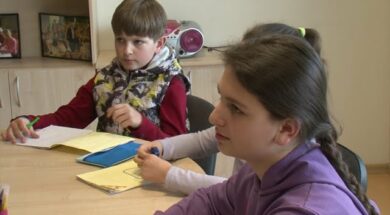 Ukraiņu kara bēgļu bērni uzsāk skolas gaitas Ventspilī